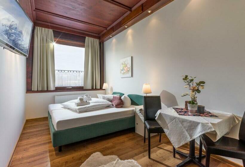 Standard Room, Gasthof Restaurant Waldcafé