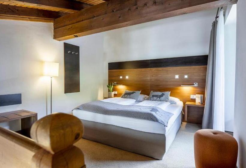 غرفة عائلية, Residenz Hochalm   Ski In   Ski Out