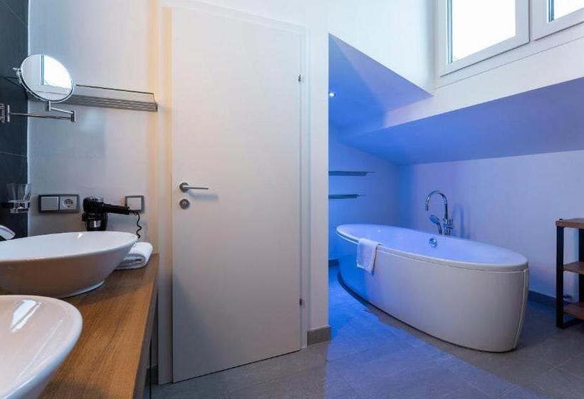 جناح مطلّ علي الجبل, Residenz Hochalm   Ski In   Ski Out