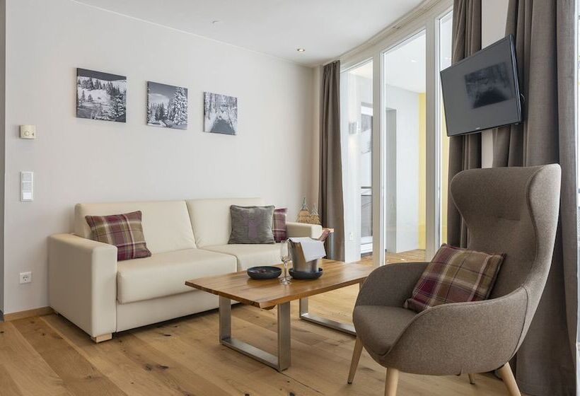 جناح مطلّ علي الجبل, Residenz Hochalm   Ski In   Ski Out