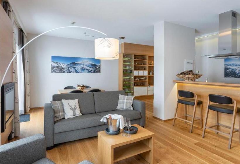 جناح, Residenz Hochalm   Ski In   Ski Out