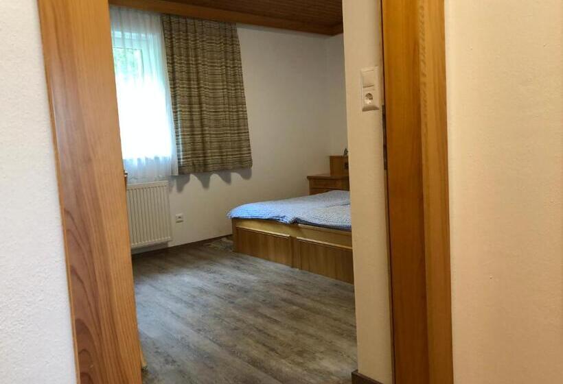 1 Bedroom Apartment Lake View, Bauernhof Landhaus Hofer