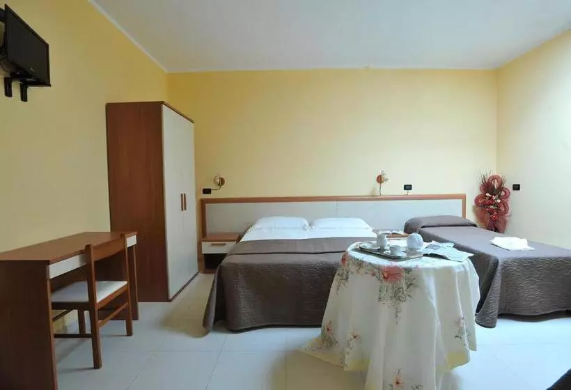 اتاق استاندارد چهار تخته, B&b Casa Augello