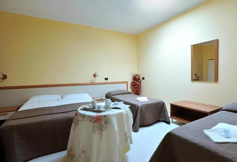 اتاق استاندارد چهار تخته, B&b Casa Augello