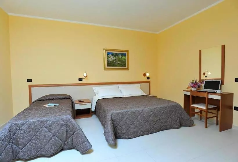 اتاق استاندارد سه نفره, B&b Casa Augello