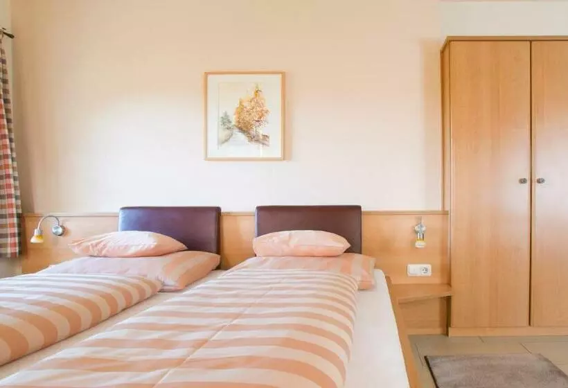 スタンダードルーム, Bauernhofpension Herzog Zu Laah