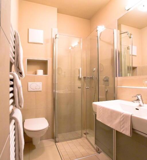 Номер Стандарт, Bauernhofpension Herzog Zu Laah