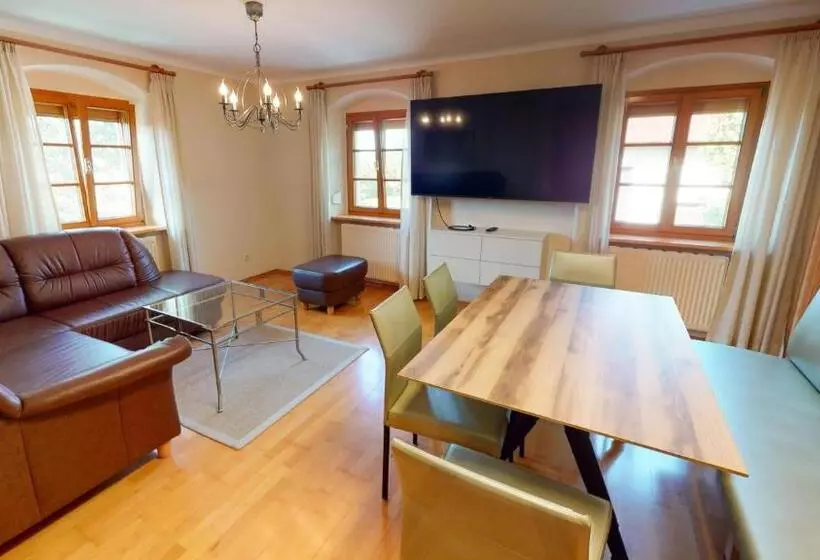 庭の見える１ベッドルームアパートメント, Bauernhofpension Herzog Zu Laah
