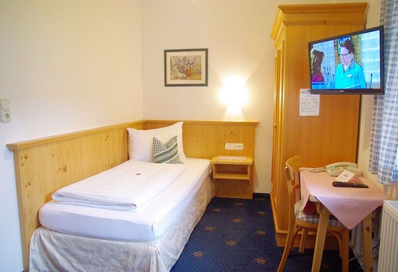 חדר סטנדרט יחיד, Pension Heike