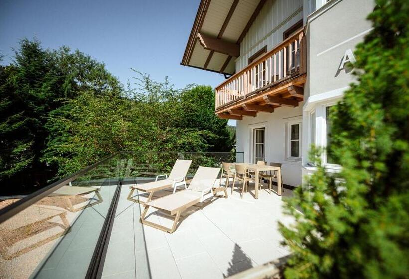 テラス付き1ベッドルームアパートメント, Crystls Apart