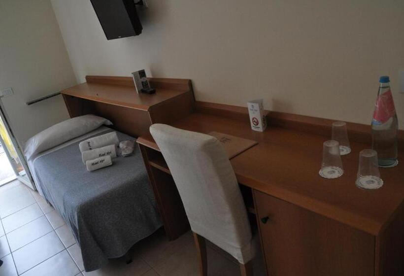 스탠다드 트리플 룸, Alpi