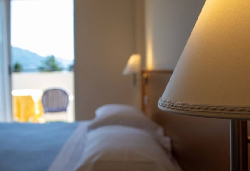 스탠다드 트리플 룸, Alpi