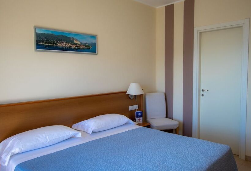 스탠다드 트리플 룸, Alpi