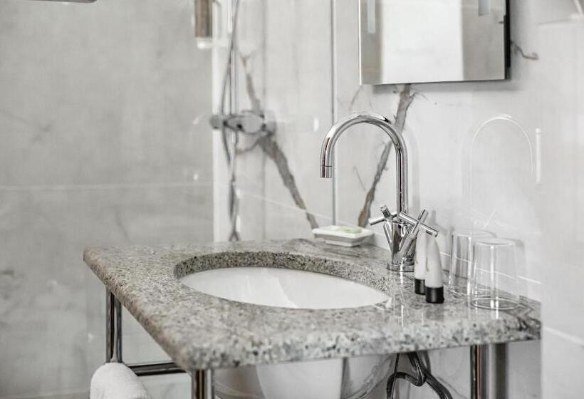 غرفة قياسية مطلة على الجبل, Brandauers Villen Superior