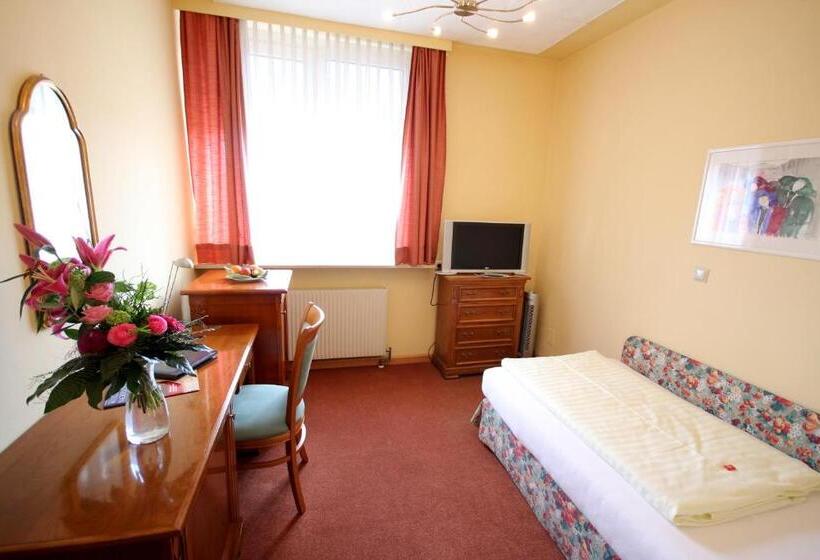 غرفة قياسية فردية, Carinthia Stadt