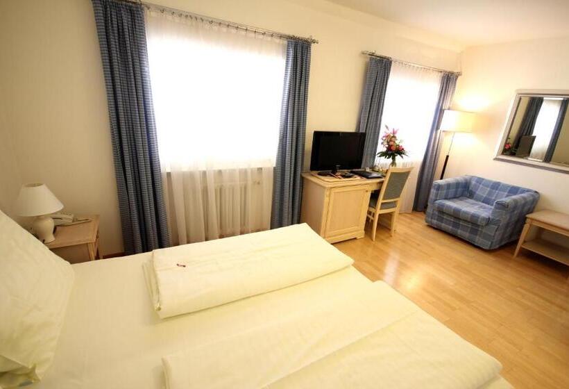 غرفة قياسية, Carinthia Stadt