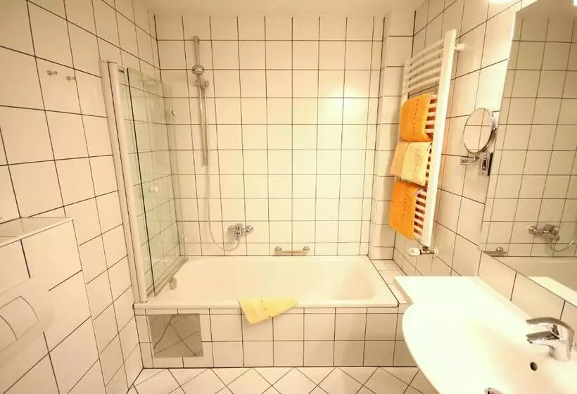 اتاق استاندارد, Carinthia Stadt