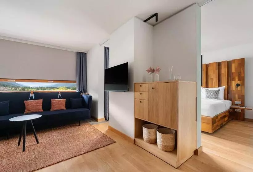 سوئیت جونیور با چشمانداز کوهستان, Falkensteiner Hotel & Spa Carinzia