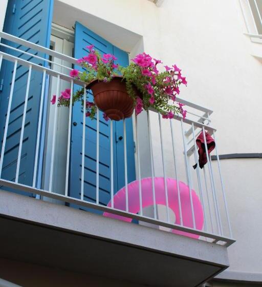 اتاق کلاسیک, Gallia & Resort