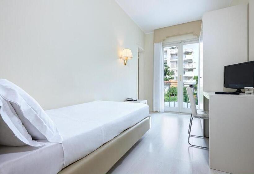 اتاق استاندارد یک نفره, Gallia & Resort