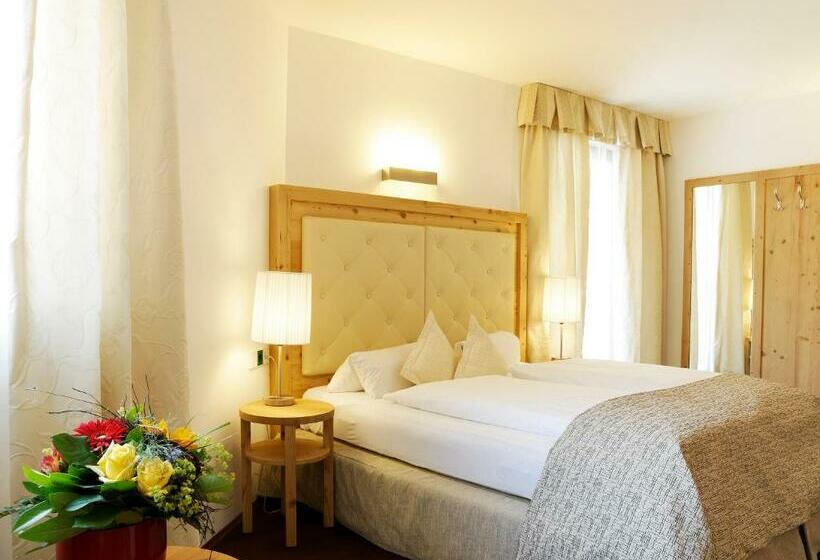 스탠다드 룸, Leitner