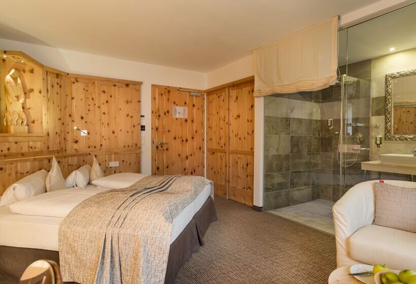 수피리어 룸, Leitner