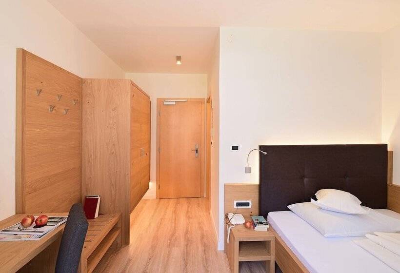 غرفة كلاسيكية فردية, Rablanderhof