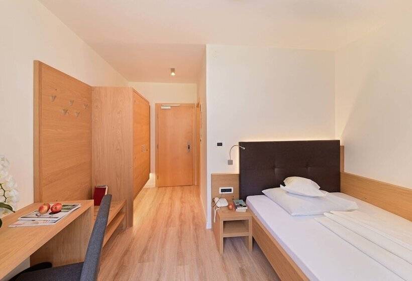 غرفة كلاسيكية فردية, Rablanderhof