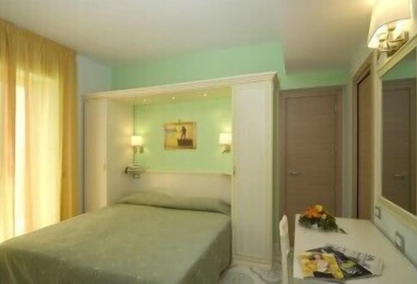 غرفة قياسية فردية, Rivamare