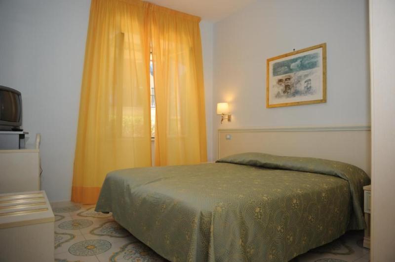 غرفة قياسية, Rivamare