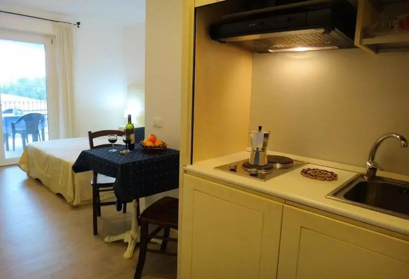 استودیوی استاندارد, Sa Fiorida Appartamenti