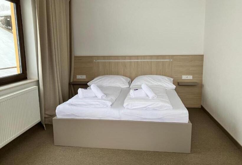 اتاق استاندارد با بالکن, Stubnerhof