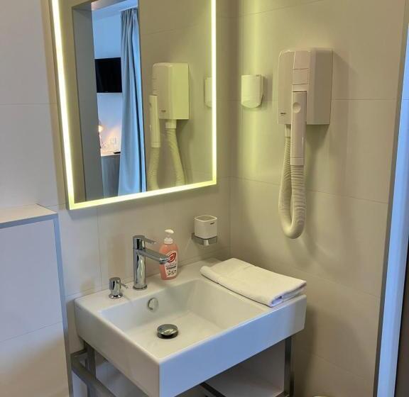 اتاق استاندارد با بالکن, Stubnerhof