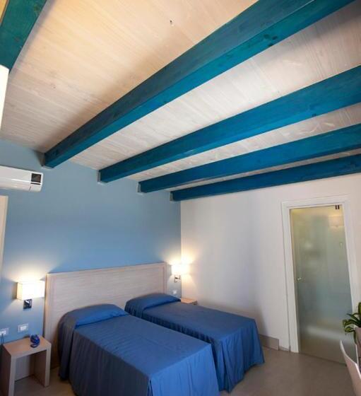 标准间, Sunset Beach