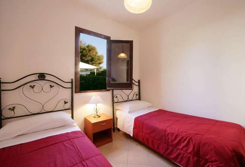 四人标准间, Sunset Beach