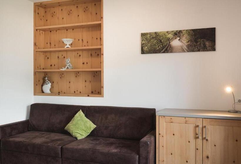 سوئیت با بالکن, Panorama Hotel Garni Bühlerhof