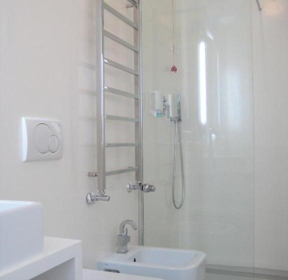 استودیو استاندارد با چشم‌انداز باغ, Legrenzi Rooms