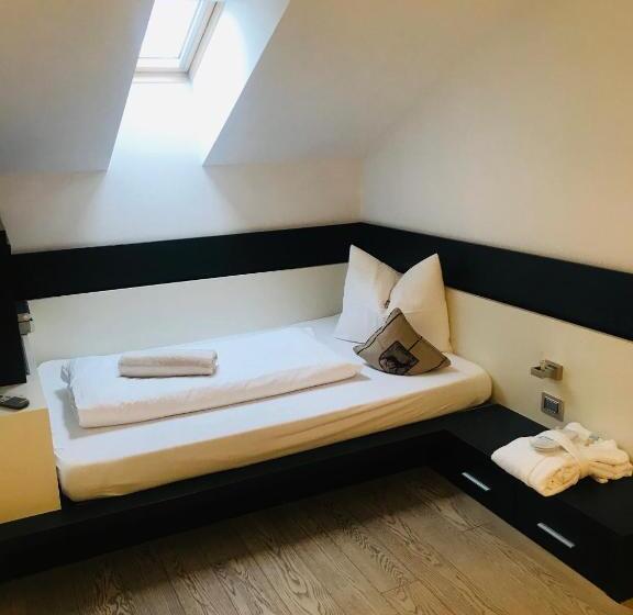 דירת פנטהאוז 1 חדרי שינה, Residence Hotel Alpinum