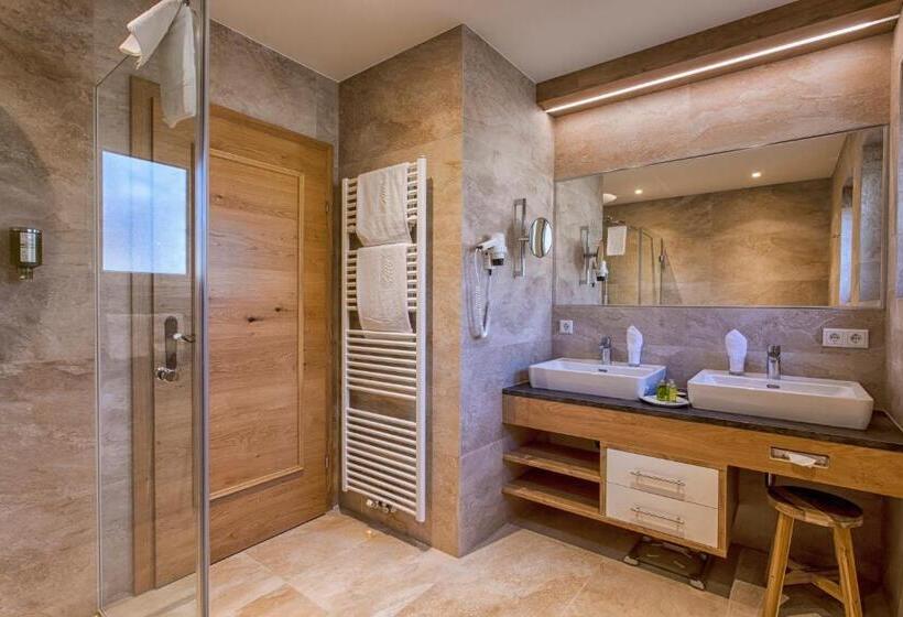 Номер Deluxe, Zum Stern   Bergbahnen Inklusive Im Sommer 2025