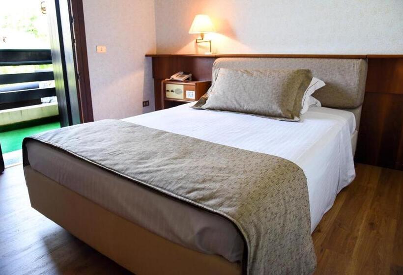 غرفة قياسية فردية, Bellavista