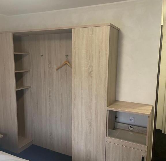 클래식 룸, Biedermeier