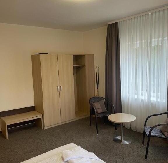 컴포트 룸, Biedermeier