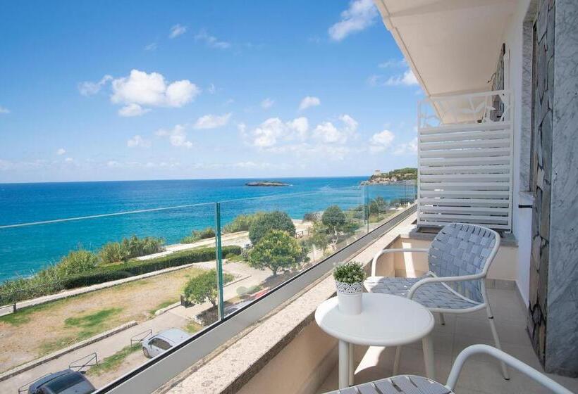 带观景的标准间, Calanca