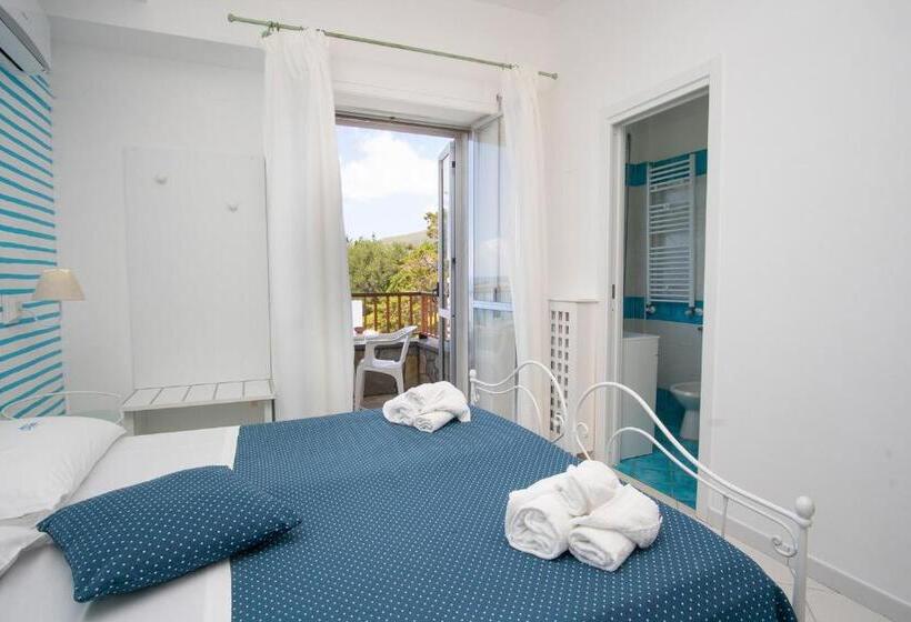 带海景的标准房, Calanca