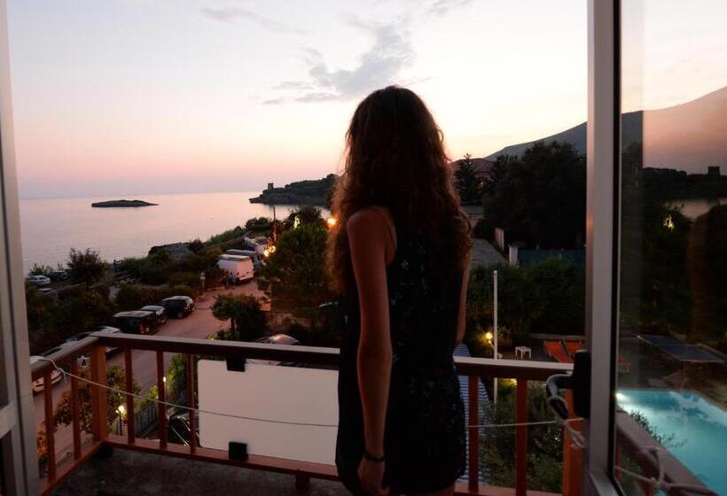 带海景的标准房, Calanca