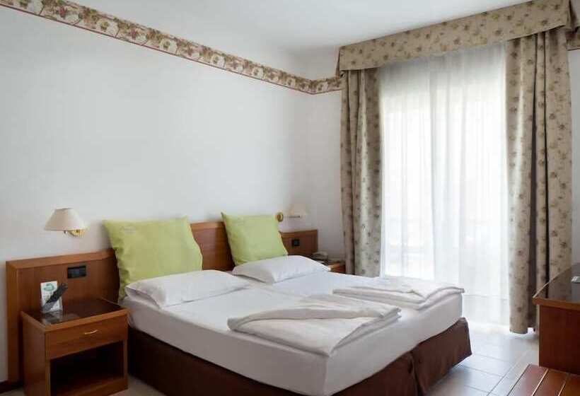 اتاق سوپریور, Campagnola