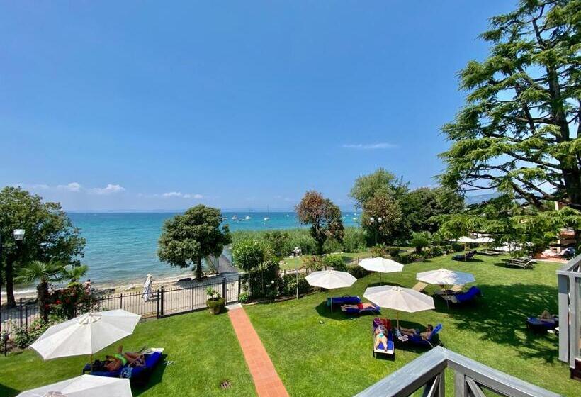 اتاق استاندارد با چشم‌انداز, Campagnola