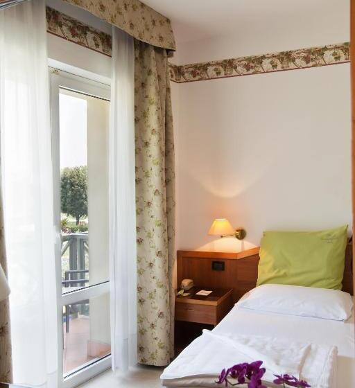 اتاق اکونومی, Campagnola