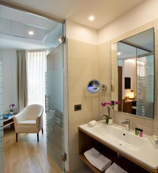 سوییت جونیور لوکس, Campagnola