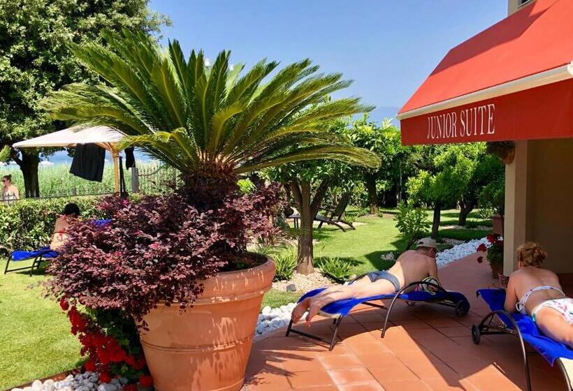 سوییت جونیور لوکس, Campagnola